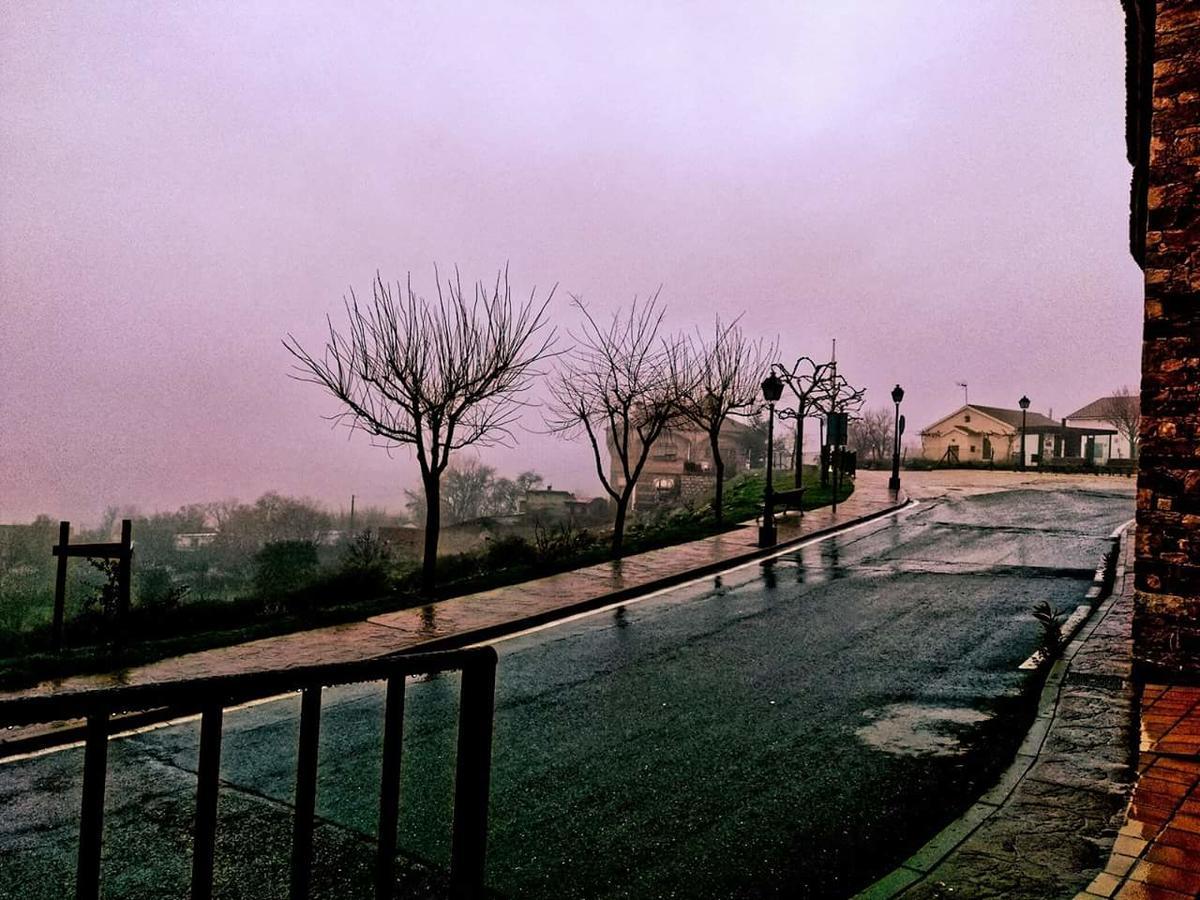 Los Camarotes Cervera de Buitrago エクステリア 写真